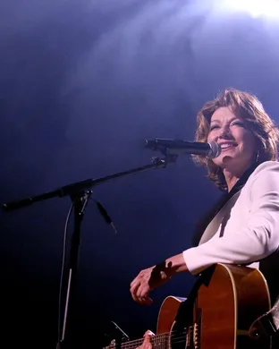 Amy Grant Boston