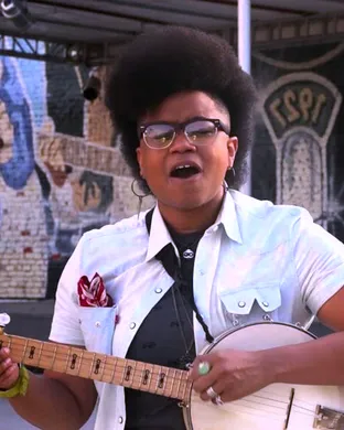 Amythyst Kiah Portsmouth