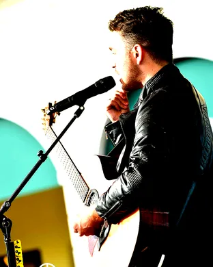 Andy Grammer Nashua