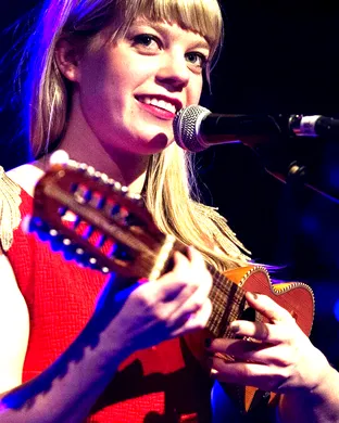 Basia Bulat Cambridge