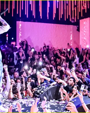 Chris Brown Foxborough