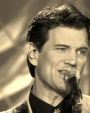 Chris Isaak Boston