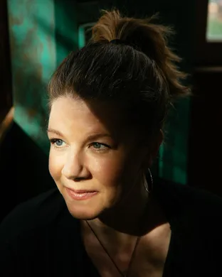 Dar Williams Fall River
