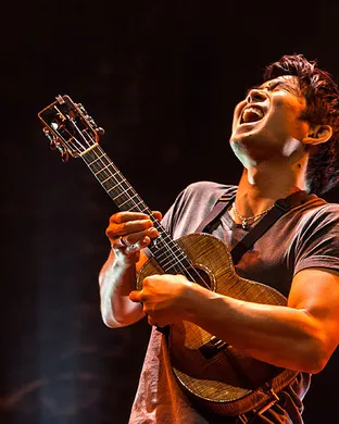 Jake Shimabukuro Boston
