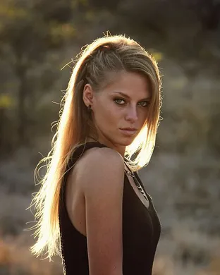 Nora En Pure Boston